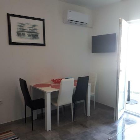 Apartmani Korina Стариград-Пакленица Экстерьер фото