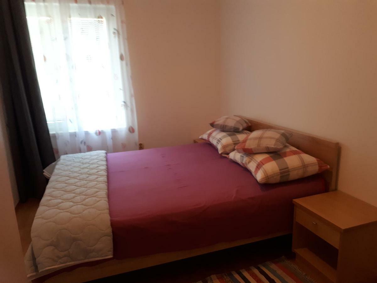 Apartmani Korina Стариград-Пакленица Экстерьер фото