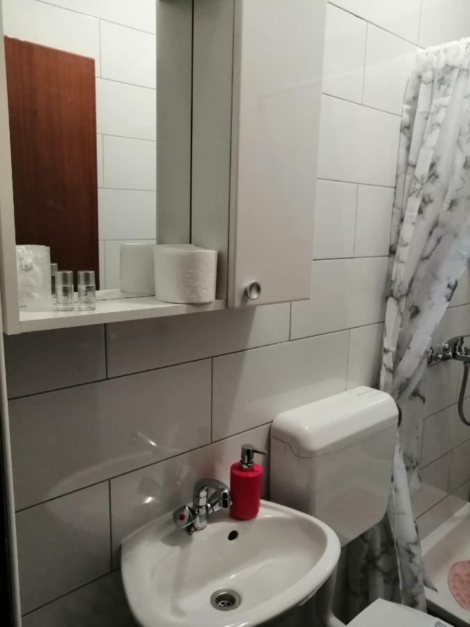 Apartmani Korina Стариград-Пакленица Экстерьер фото